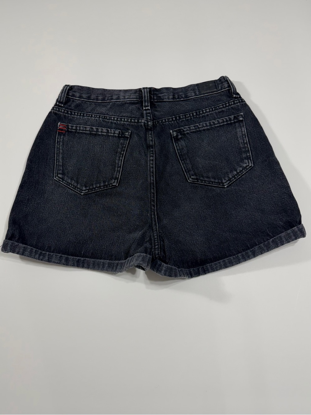 BDG Urban Outfitters Mom High Rise Black Denim Shorts 31 - Picture 2 of 8